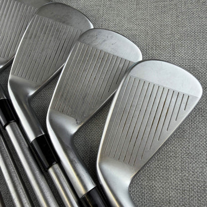 Taylormade  P.790 Forged Irons - Extra Stiff Flex / 4-PW
