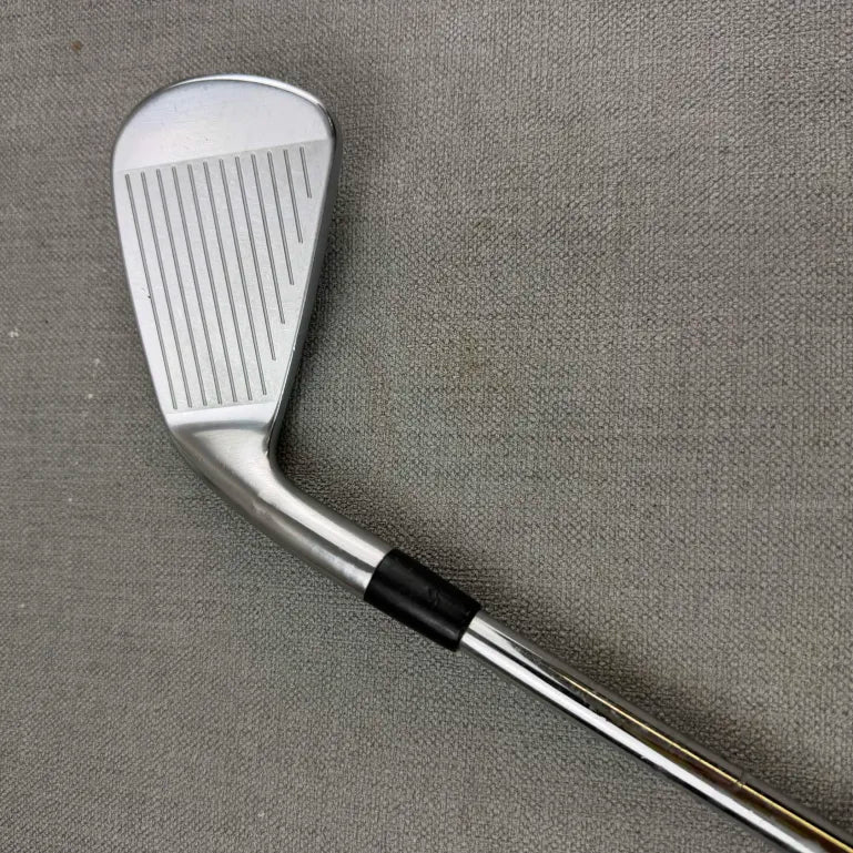 Titleist 716TMB 4 Iron - X Flex / 22 Degree