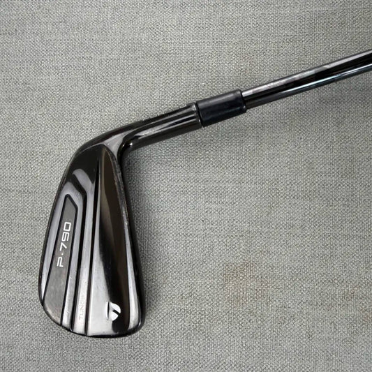 Taylormade P790 4 Black Iron - Stiff Flex / Phantom