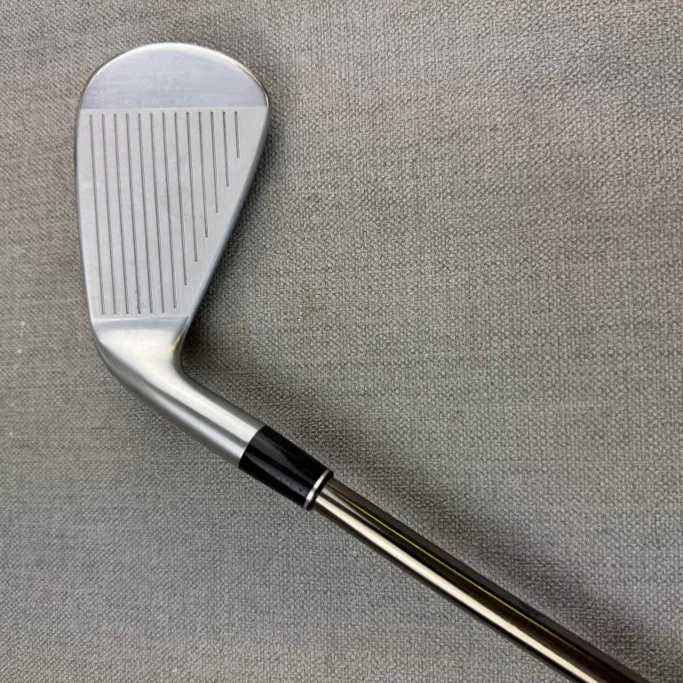 Srixon ZU85 Utility 4 Iron - Regular Flex / 23 Degree