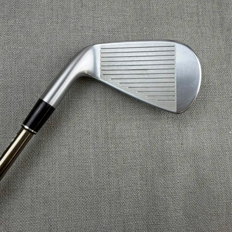 Srixon ZU85 Utility 4 Iron - Stiff Flex / 23 Degree