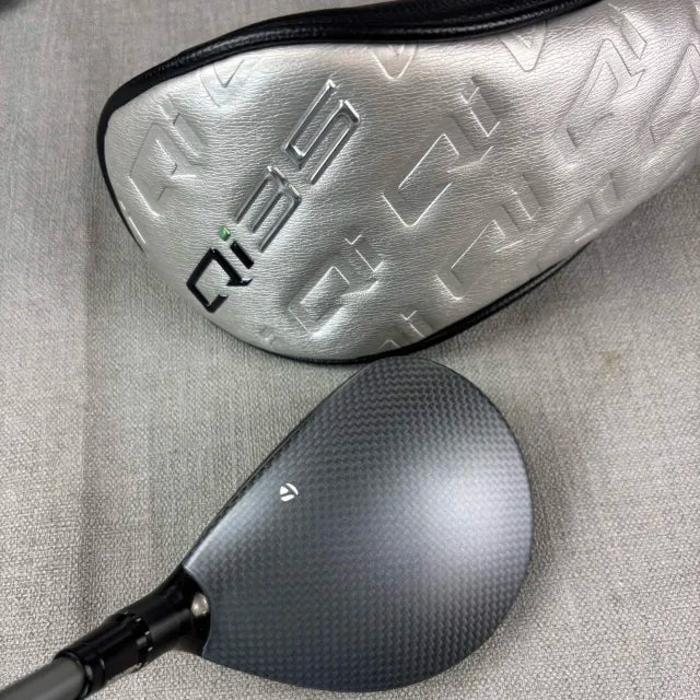 Taylormade Qi35 Tour Fairway 5W - Stiff Flex / 18 Degree