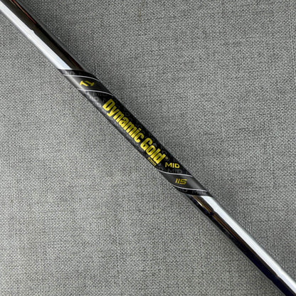 Dynamic Gold S300 Mid - 115g Stiff / Iron Shaft /