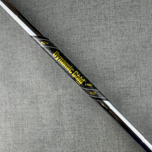 Dynamic Gold S300 Mid - 115g Stiff / Iron Shaft /