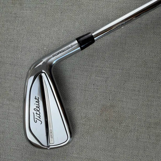 Titleist T200 Utility 4 Iron - Regular Flex / 22 Degree