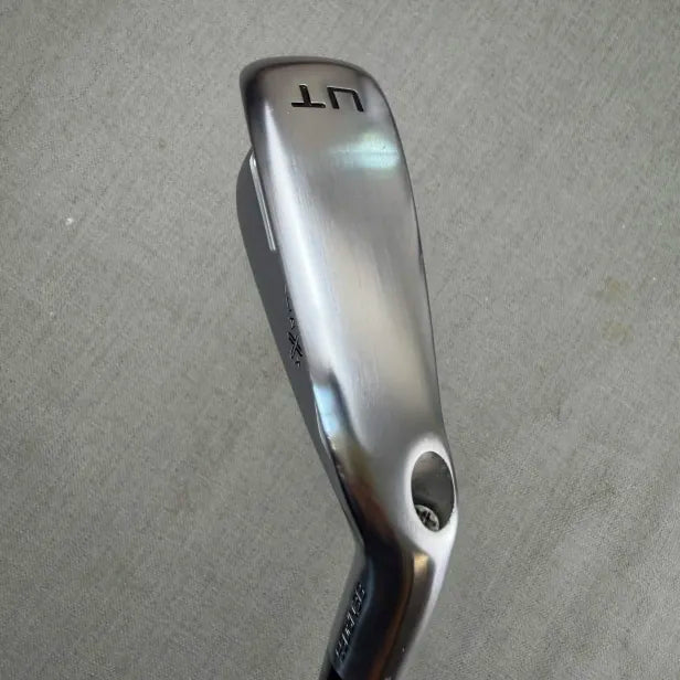 BenRoss Delta XT Utility 2 Iron - Ventus Regular Flex / 20 Degree