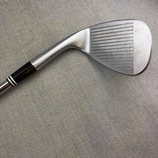 Cleveland 588 RTX Gap Wedge - Wedge Flex / 52 Degree