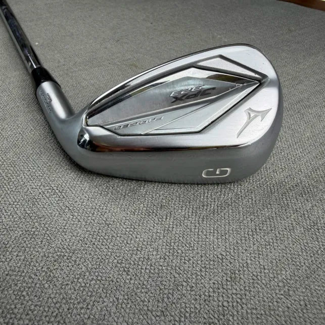 Mizuno JPX923 Forged Gap Wedge - Regular Flex / 50 Degree