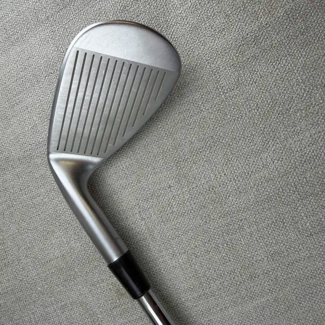 Mizuno JPX923 Forged Gap Wedge - Regular Flex / 50 Degree