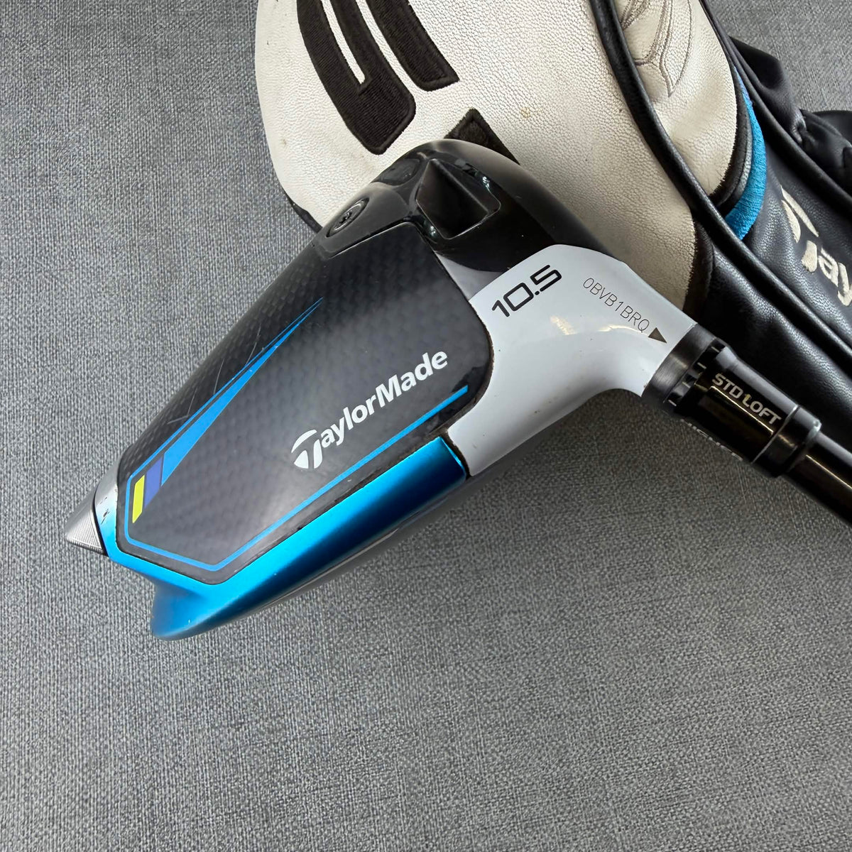 Taylormade SIM2 Driver - Extra Stiff Flex 70g / 10.5 Degree