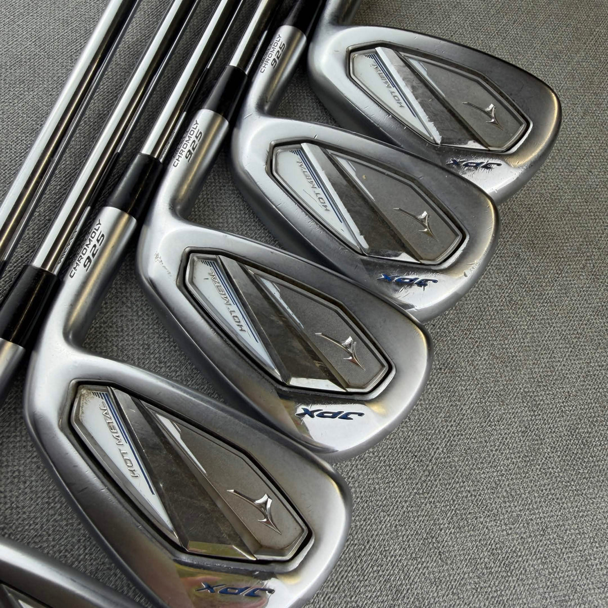 Mizuno JPX Hot Metal 925 Irons - Regular  Flex / 5-PW