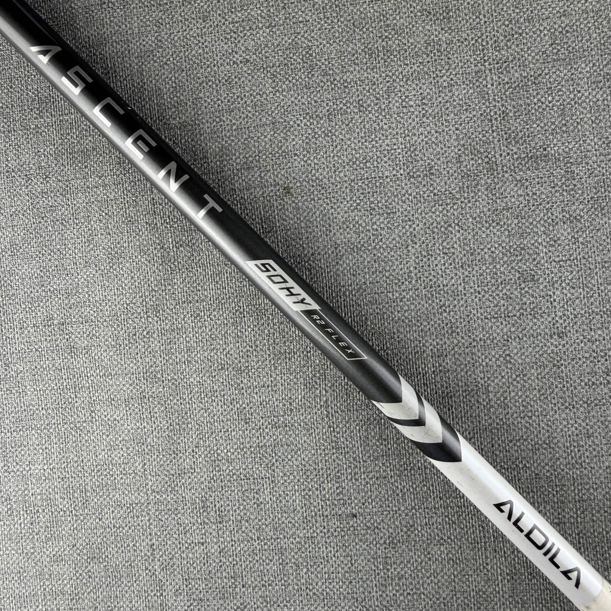 Aldila Ascent - 50g Senior / Hybrid Shaft / Titleist