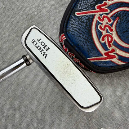 Odyssey White Hot 2 Ball - 32 Inches
