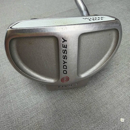 Odyssey White Hot 2 Ball - 32 Inches