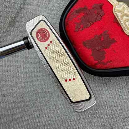 Odyssey White Hot XG Hawk Putter - 34 Inches / WINN