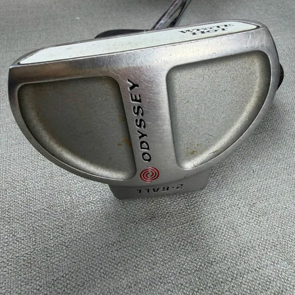 Odyssey 2 Ball Centre Shaft Putter - 33.5 Inches / SuperStroke