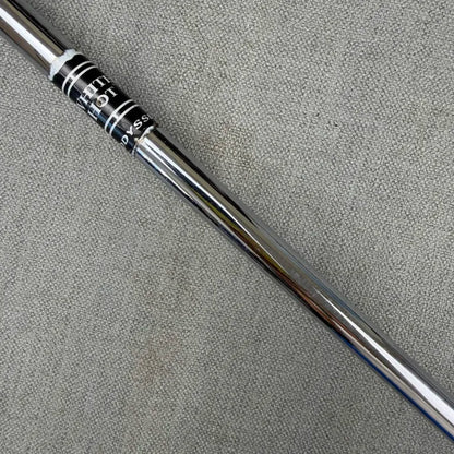 Odyssey 2 Ball Centre Shaft Putter - 33.5 Inches / SuperStroke