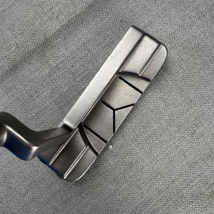 Nike Everclear E11 Putter - 35 Inches / Standard Grip