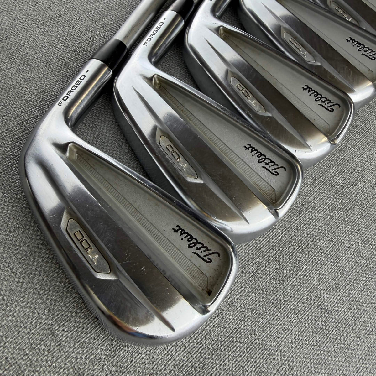 Titleist T100 Forged Irons - Stiff Flex / 4-PW