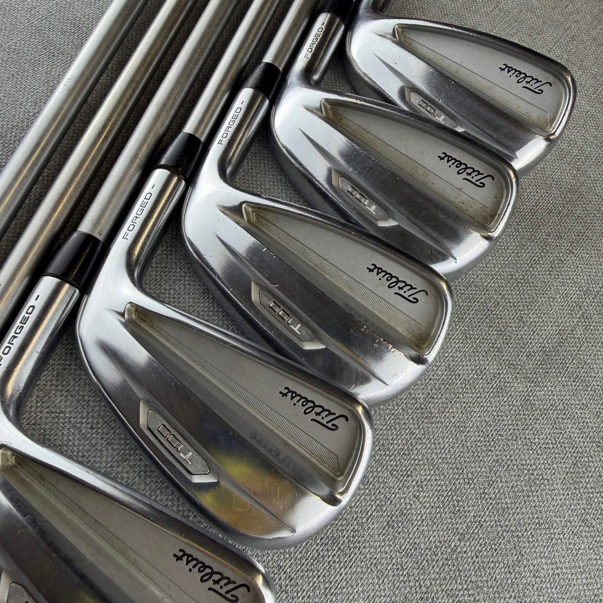 Titleist T100 Forged Irons - Stiff Flex / 4-PW