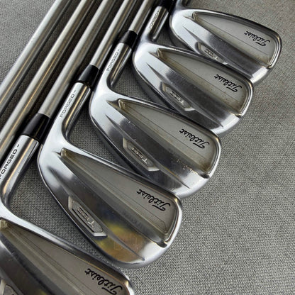 Titleist T100 Forged Irons - Stiff Flex / 4-PW