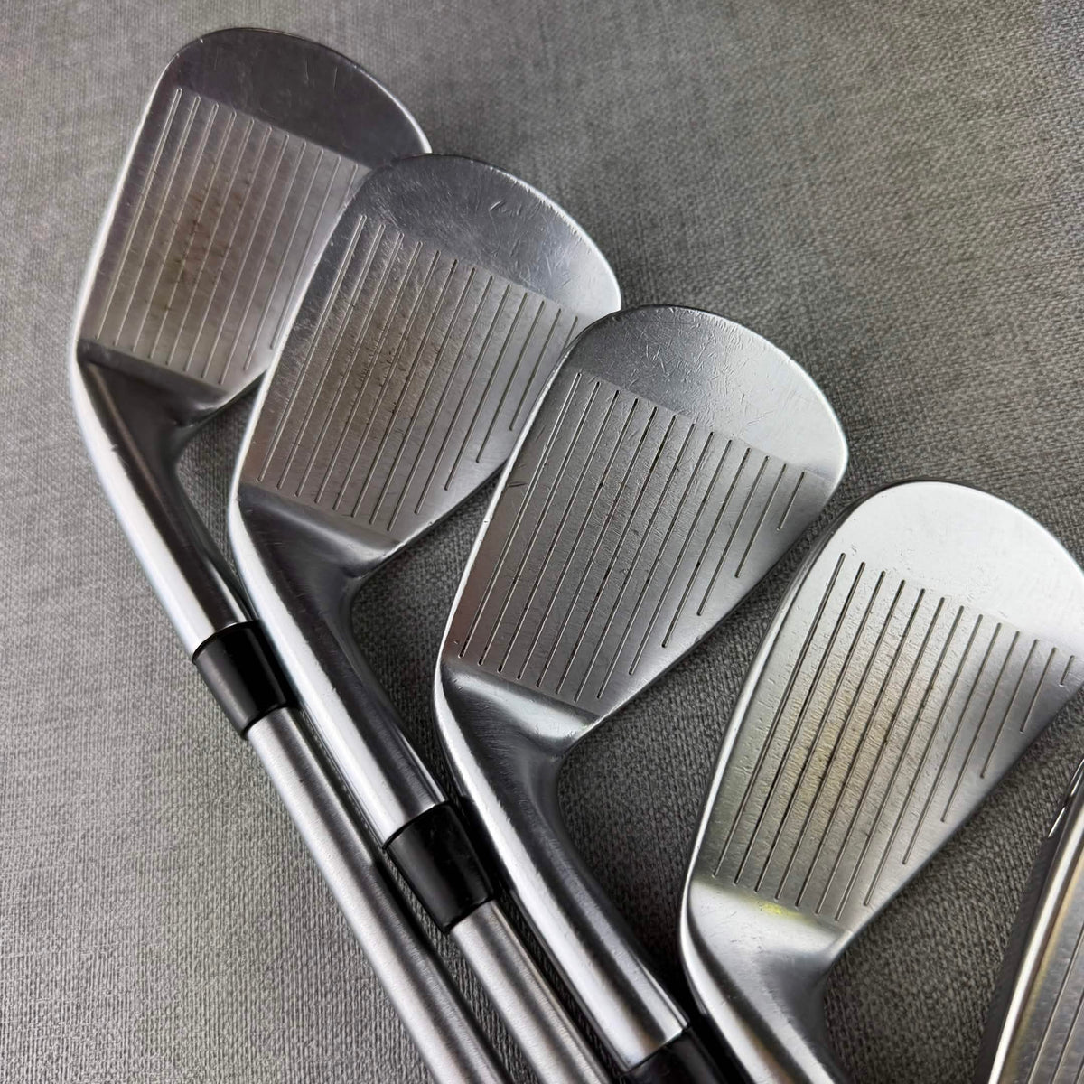 Titleist T100 Forged Irons - Stiff Flex / 4-PW