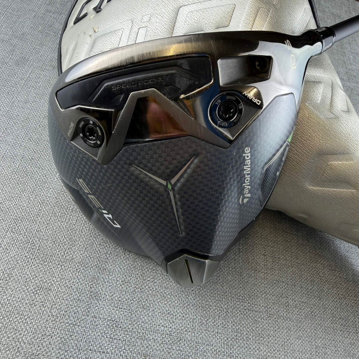 Taylormade Qi35 Driver - Stiff Flex 60g / 10.5 Degree