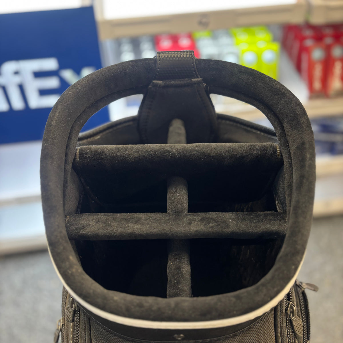 Ping Full Leather Staff Bag - Black (Ex Demo Bag)