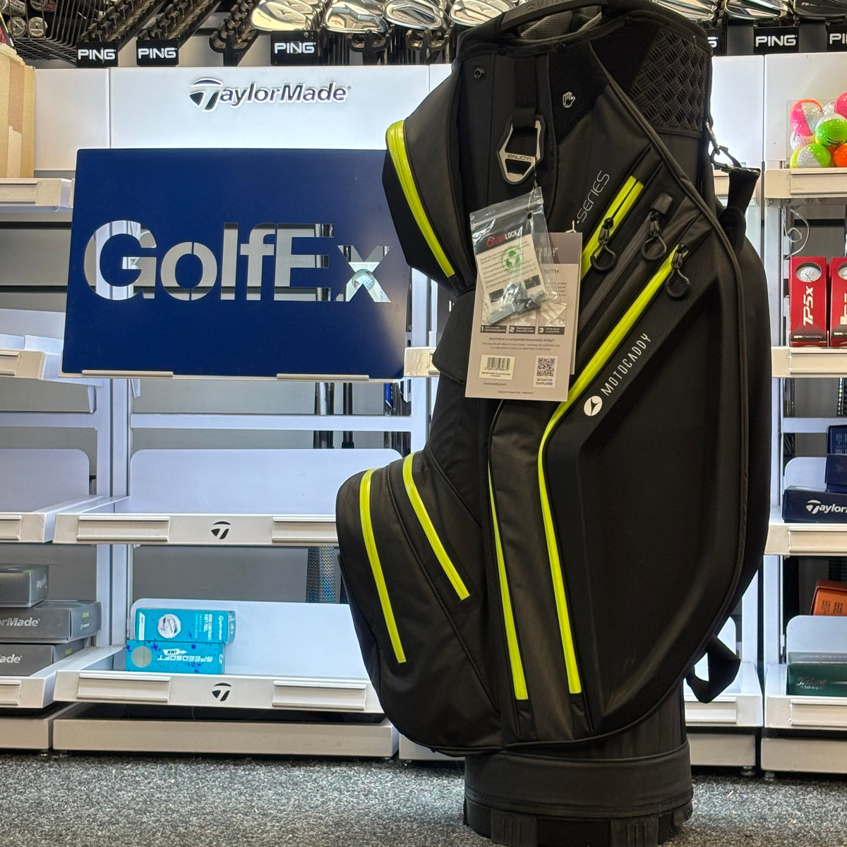 Motocaddy Dry Series 2025 NEW! - Lime/Blk