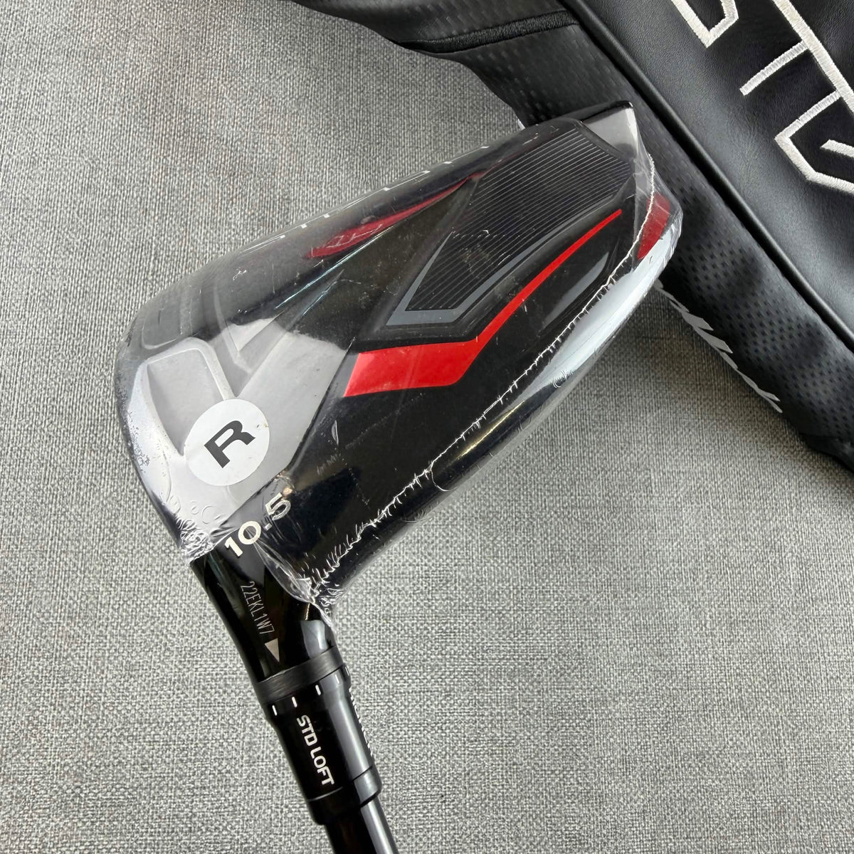 Taylormade Stealth Driver - Regular Flex 50g / 10.5 Degree