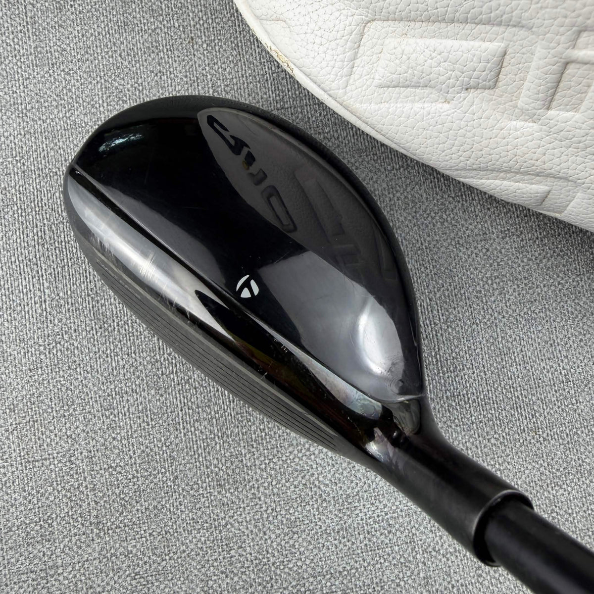 Taylormade  Qi10 Rescue Hybrid - Stiff Flex / 19 Degree