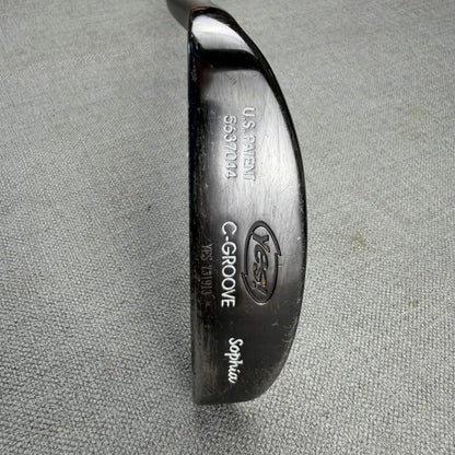 Yes C-Groove Sophia Putter - 34 Inches / Grip Master