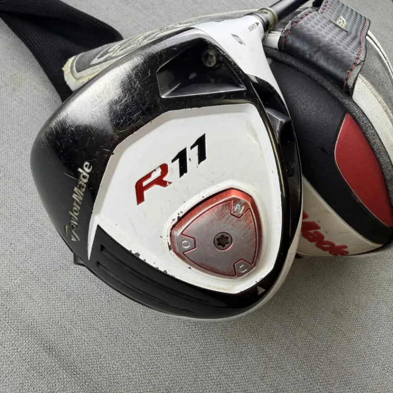 Taylormade R11 Driver - Stiff Flex / 9 Degree