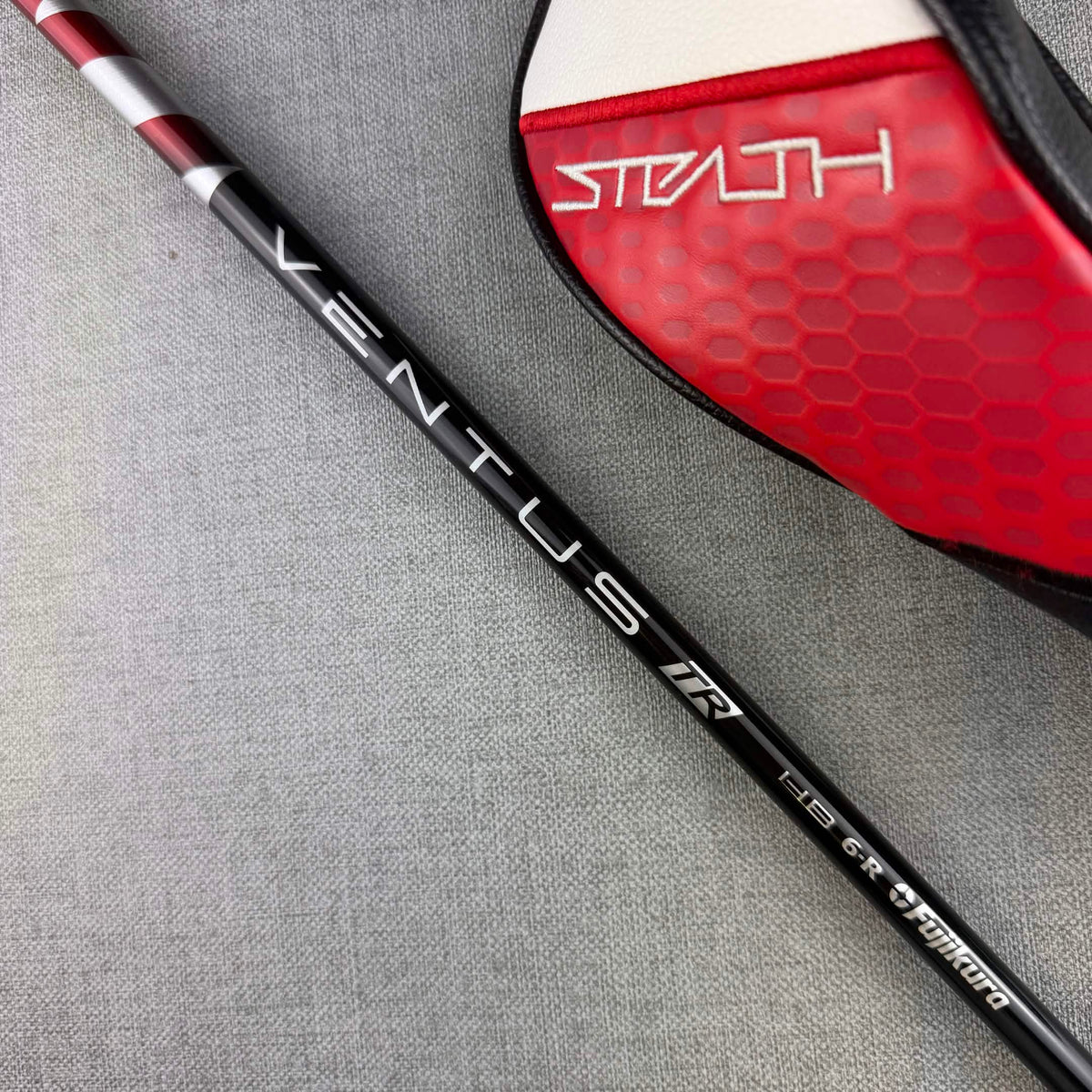Taylormade  Stealth 2 Hybrid - Regular Flex / 22 Degree