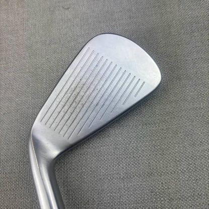 Taylormade P790 4 Iron - 22 Degrees / Regular Flex