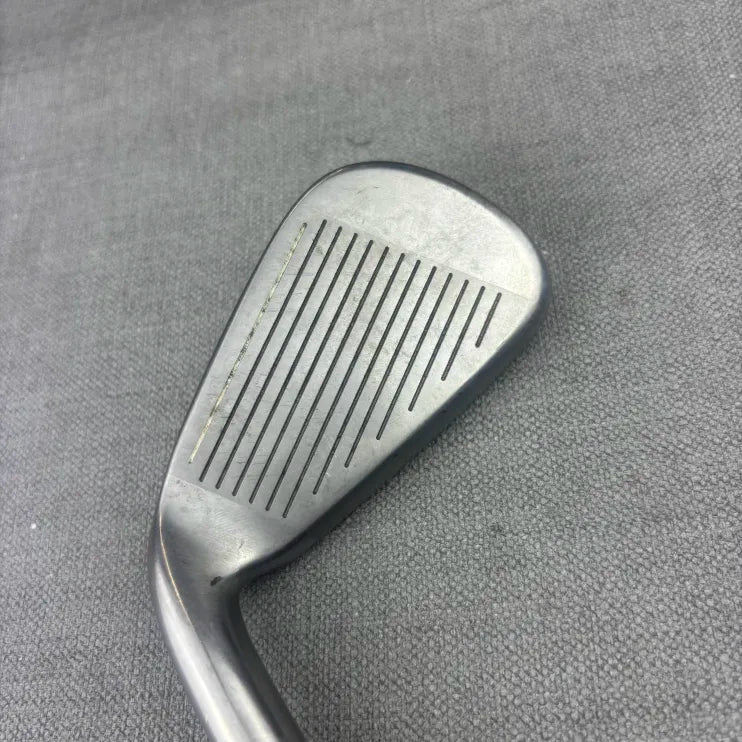 Taylormade M4 4 Iron - Regular Flex / 22 Degrees