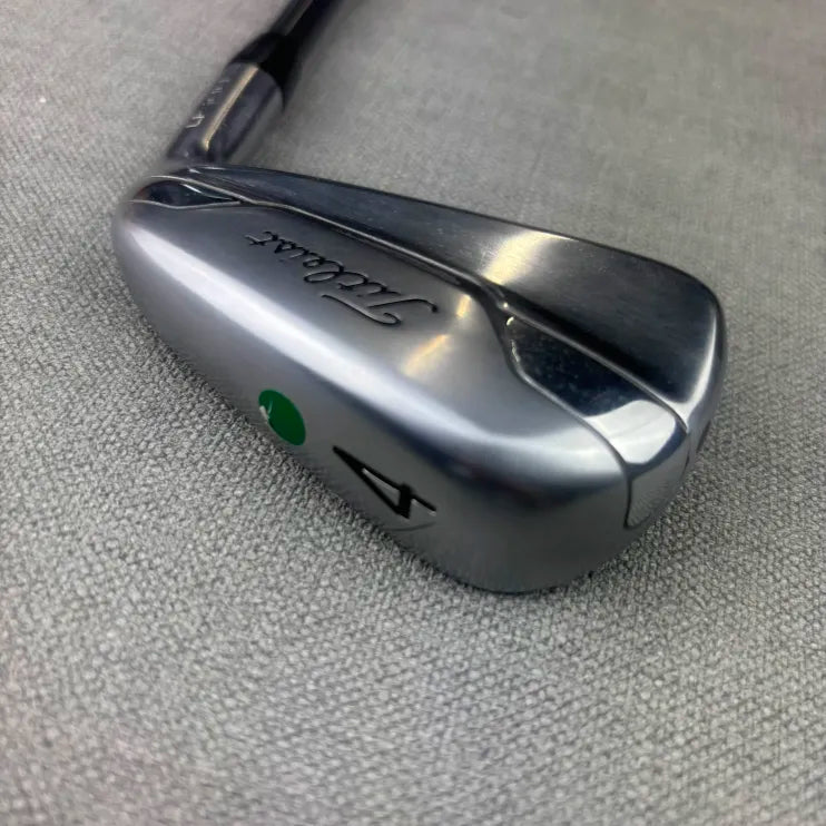 Titleist U500 4 Iron - Stiff Flex / 21 Degree