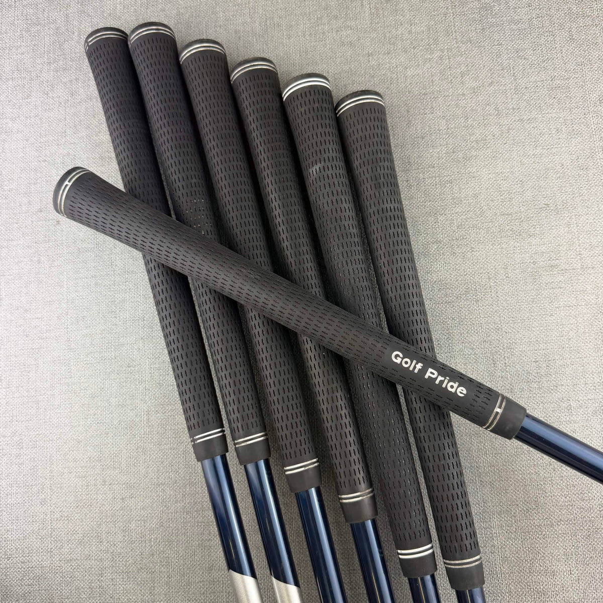 Taylormade  SIM2 MAX Irons - Senior Flex / 6-LW
