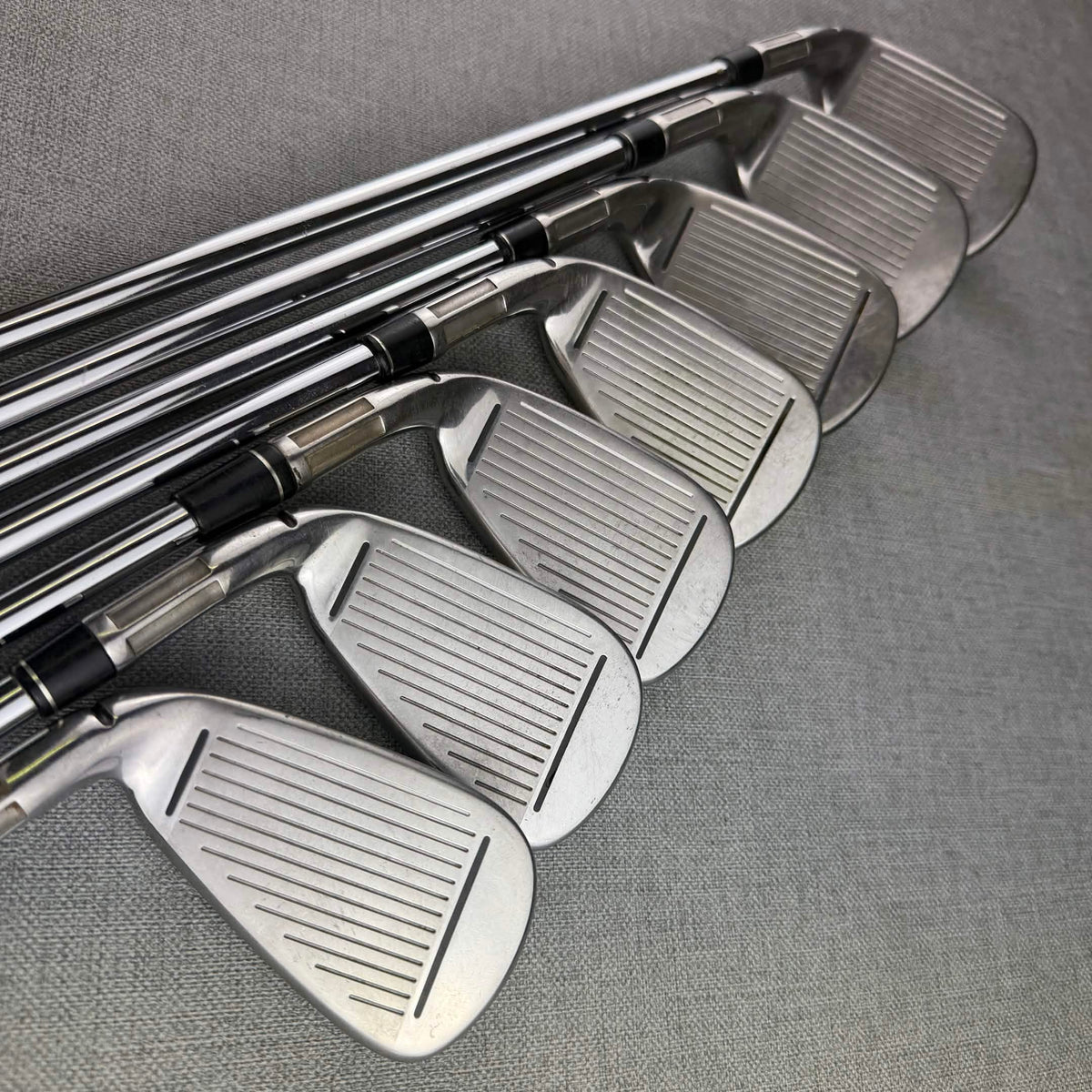 Taylormade  M4 Irons - Regular  Flex / 4-PW