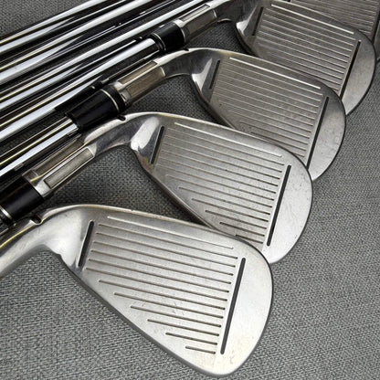 Taylormade  M4 Irons - Regular  Flex / 4-PW