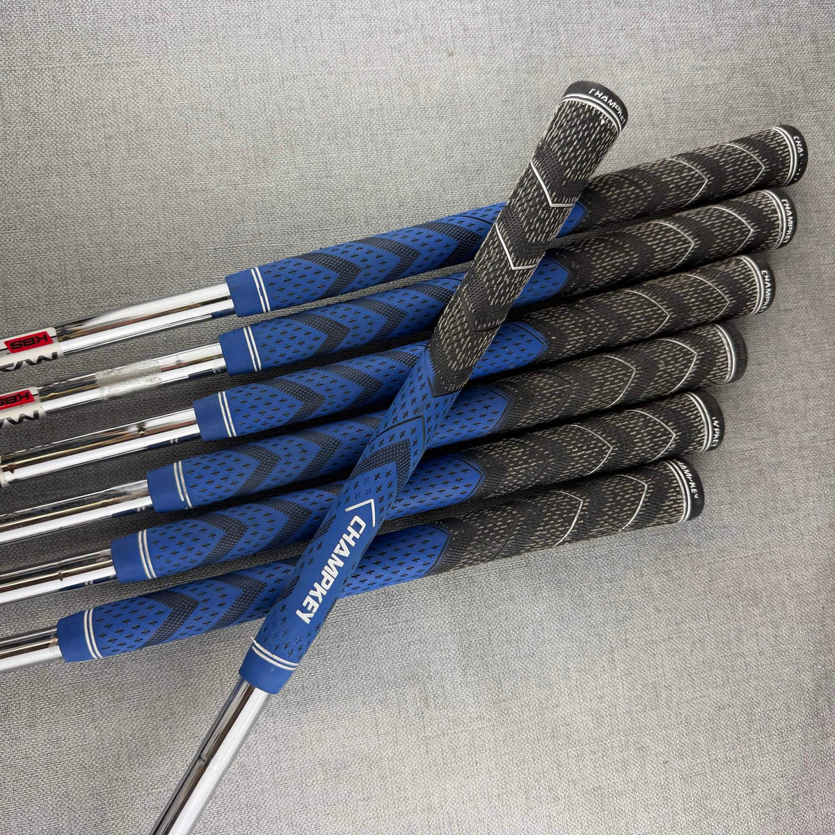 Taylormade  M4 Irons - Regular  Flex / 4-PW