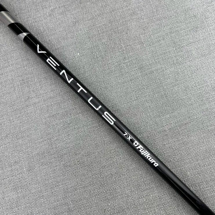 Ventus Velocore Black Driver Shaft - 44 Inches / GolfPride Grip
