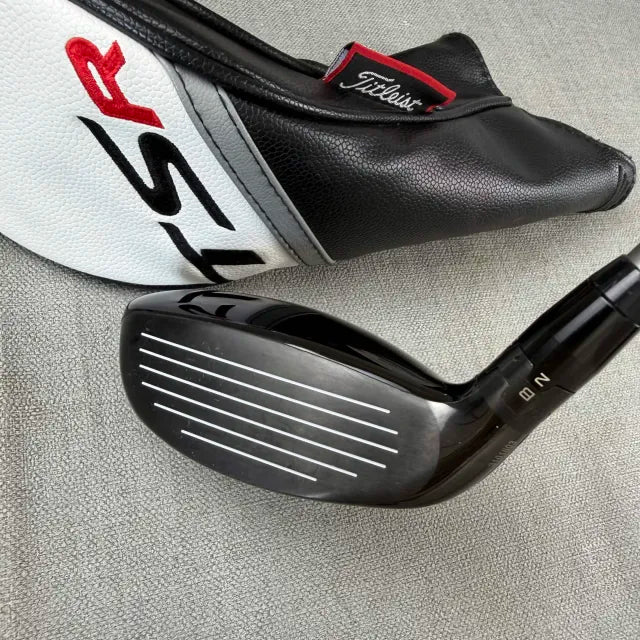 Titleist TSR2 3 Hybrid - Regular Flex / 18 Degree