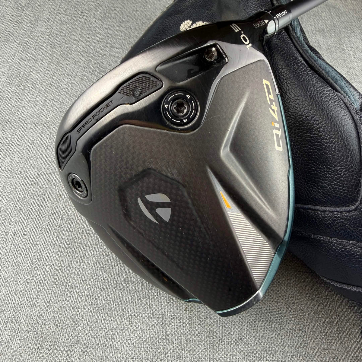 Taylormade Qi4D Driver - Stiff Flex 50g / 10.5 Degree