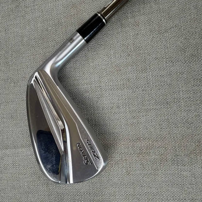 Srixon ZU85 Utility 4 Iron - Stiff Flex / 23 Degree