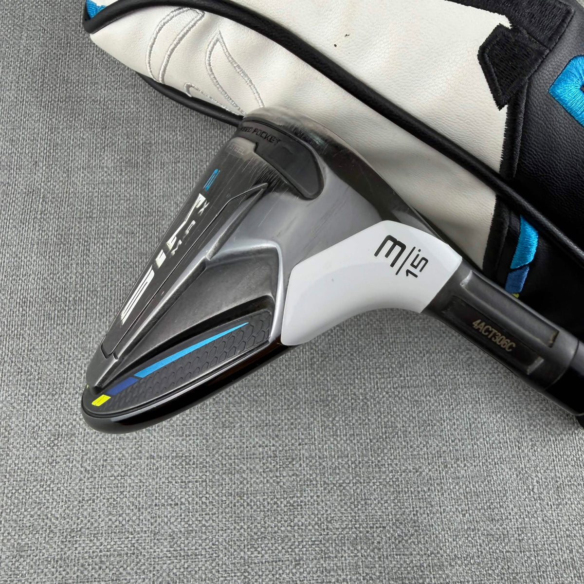 Taylormade  SIM2 MAX Fairway Wood - Stiff 60g / 15 Degree