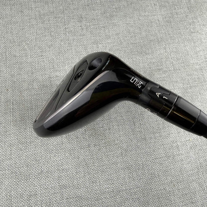 Titleist GT2 Hybrid - Regular Flex / 24 Degree