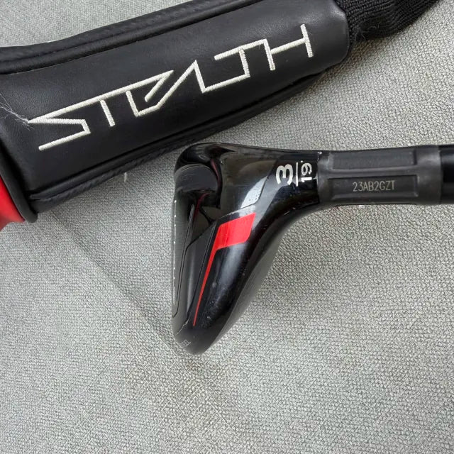 Taylormade Stealth 3 Hybrid - Regular Flex / 19 Degree