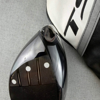 Titleist TSR2 Driver - Regular Flex 55g / 10 Degree