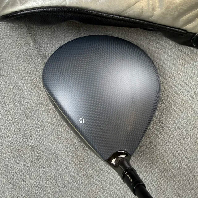 Taylormade Qi35 Driver - Regular Flex / 10.5 Degree Adjustable